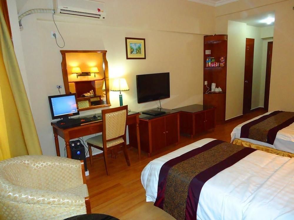Half-Moon Hotel Shenzhen Extérieur photo