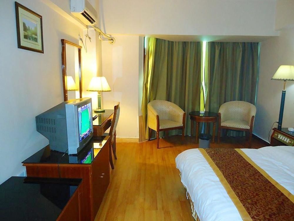 Half-Moon Hotel Shenzhen Extérieur photo
